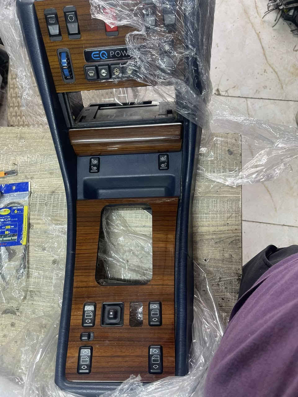 سلام عليكم / بيع جميع ادوات  مرسيدس بنز
الشيخ عمر شارع الثالث  
ثائر التميمي/للستفسار/***********ليث
