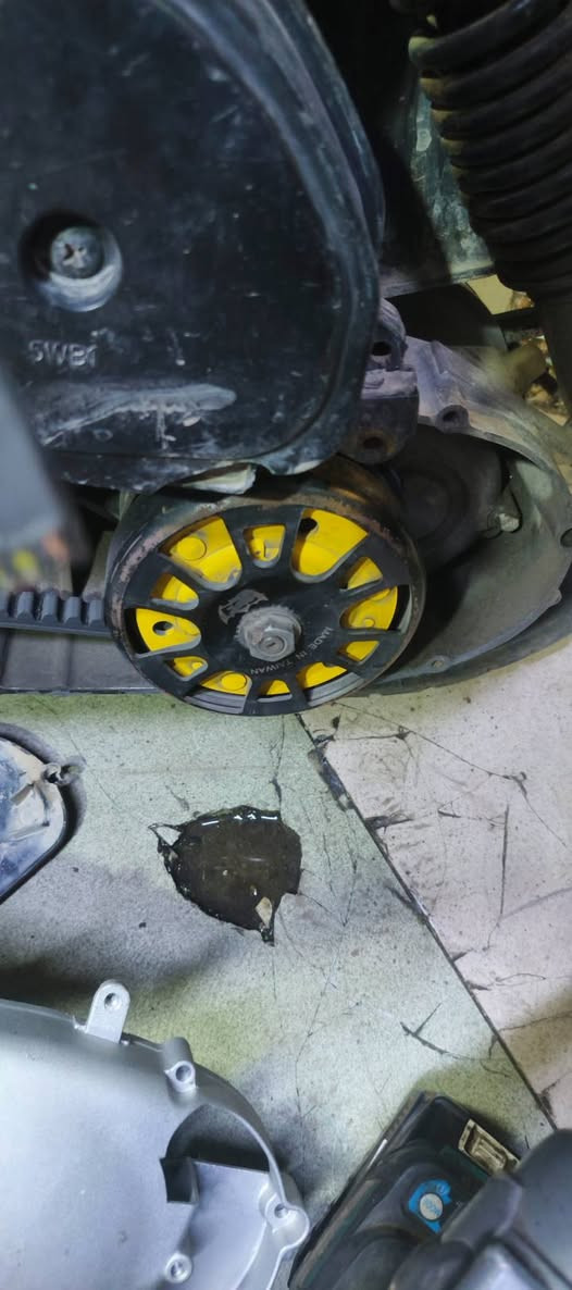 السلام عليكم دراجه للبيع شلعه ومعدل مينوصفن😶‍🌫ماشاء الله الدراجه بيها كلج رياضي FCS وحده ب 50 وبيها كلوب زنون أبيض مربوط ويه البريك. محرك 49 صالنصهFM
السعر:450 وبيها مجال للطيبين
مكاني نجف حي الغدير
ملاحضه ❗❗❗عليك العباس إلا مو شراي لطب


**إذا كنت صاحب هذا الإعلان وتريد حذفه لأي سبب، رجاءا أرسل رسالة إلى الدعم الفني**