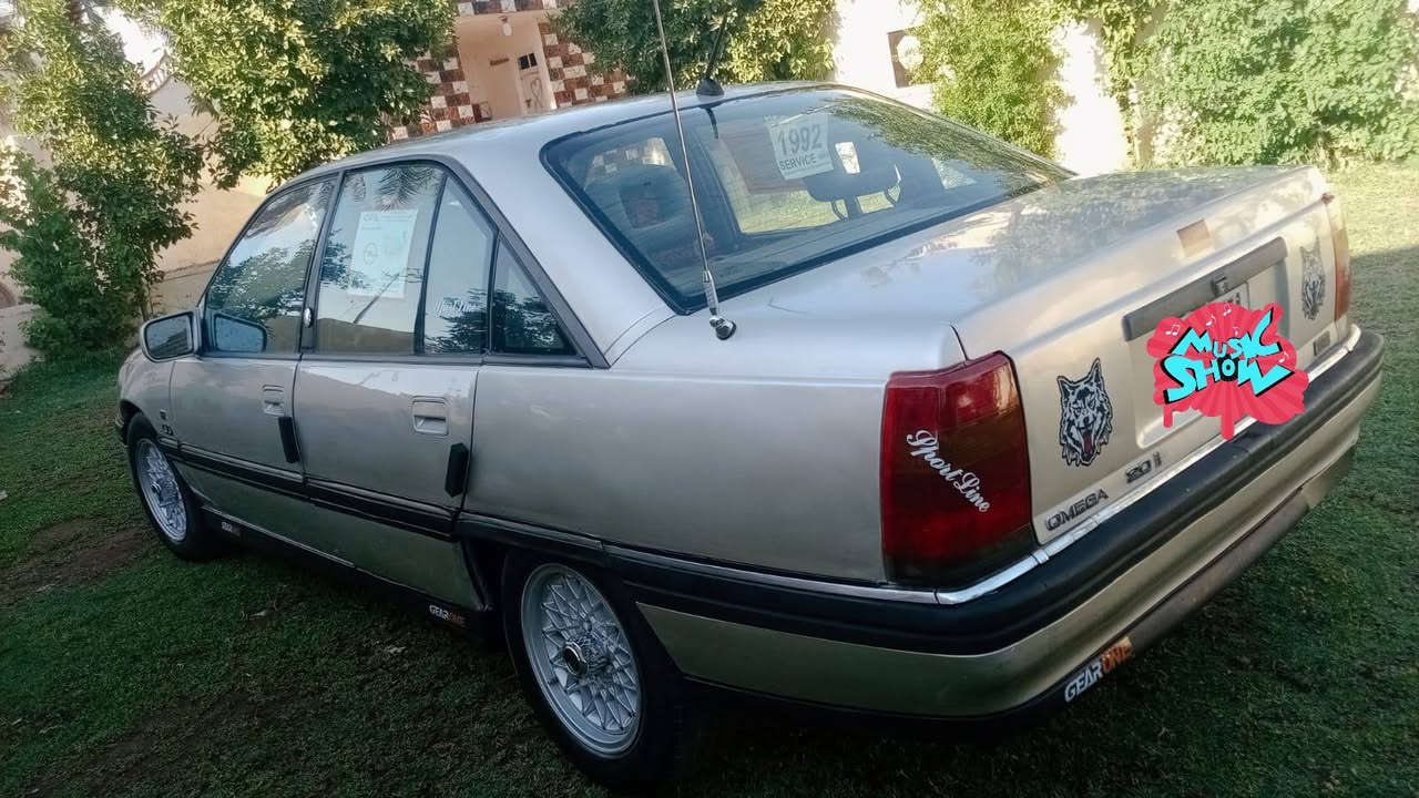 بسم الله اوبل اوميكا للبيع موديل 92 محرك 2000 بلادي كير عادي رقم انبار الماني مشروع وطني تحويل مباشر سياره كير محرك وصدر مكفولات مصبوغه جماليه فقط اثر جراد شواصي خلفي امامي كلش نضيفه تخم تاير جديد كهربائيات كله شغاله مناقصه كلوب مسجل اناره كامله السعر 33 بيها مجال العنوات الرمادي الجزيره للاتصال ***********
