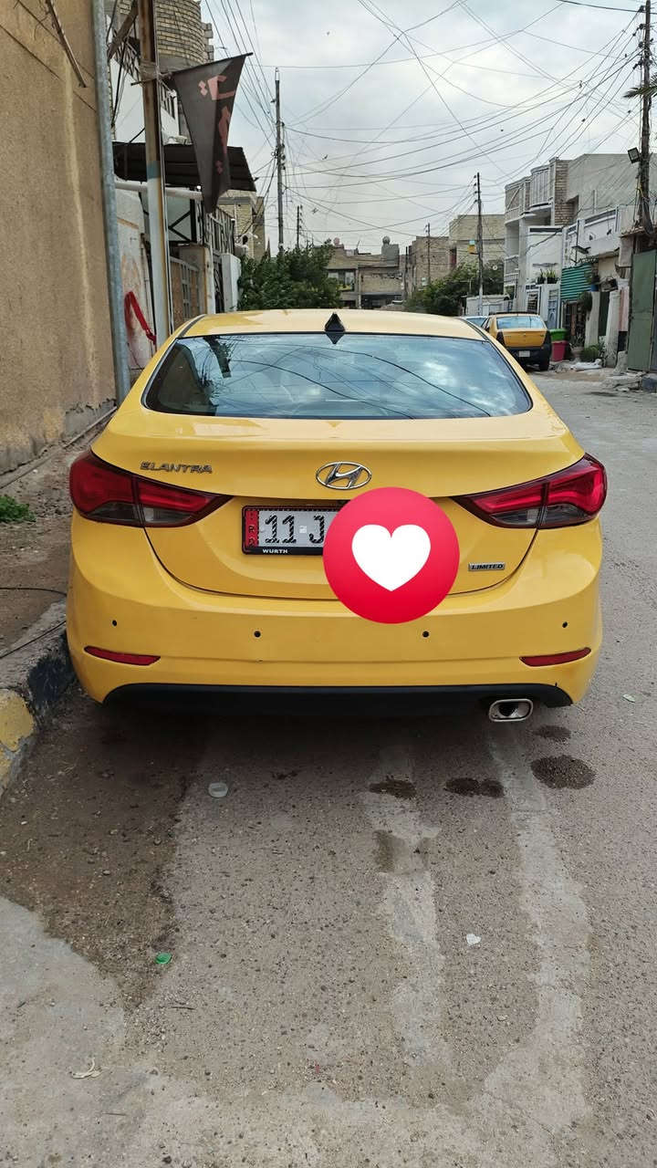 سلام عليكم الانترى 2014 فول مواصفات ما عدى الفتحه 
او البصمه تحكم ستيرن جهتين  شاشه كامره صغيره محرك 1800 
دوش حادثهه بنيد أو دعاميه نفسهن مصلحات لا شواصي أو لا لغود مكفولات كشن كهرباء كشنات جلد السعر 110 أو بيهااا مجال الصور الحادث بيهم مجال ***********
