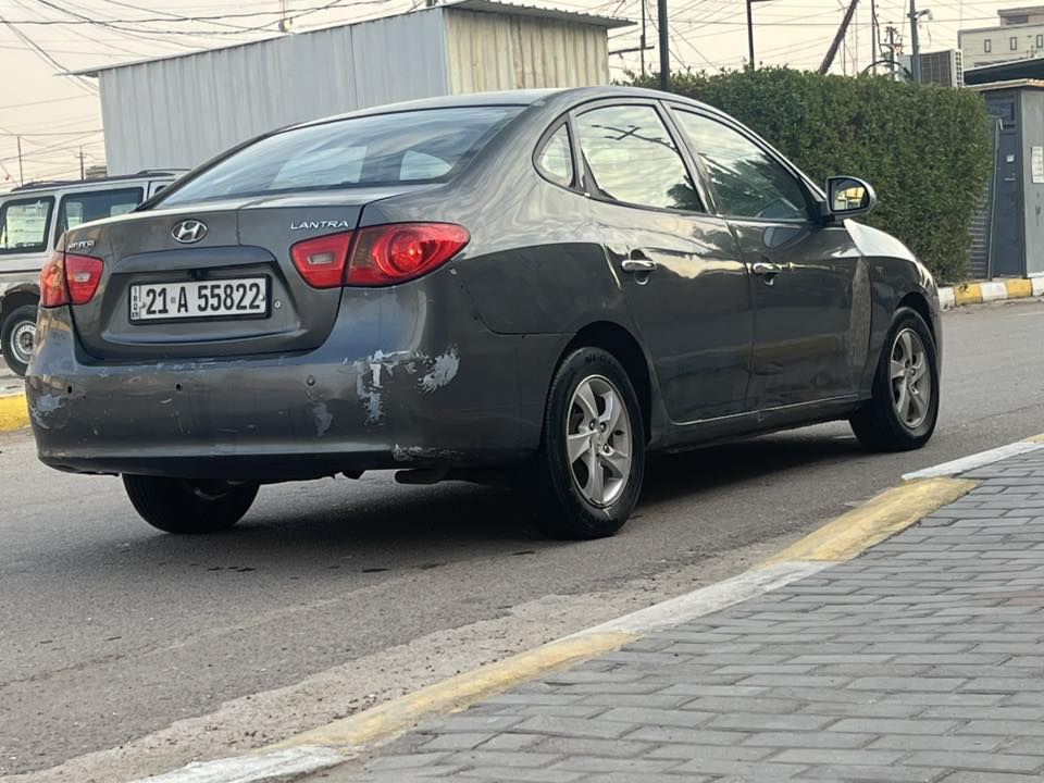 سلام عليكم الالنتره مديل ٢٠٠٩ رقم شمالي الجديد سنويه جديده تحويل ثاني يوم محرك ٢٠٠٠ تخم تاير صدر خلفي امامي كله جديد بيها طخه جاملغ خلفي ابيع صبغ حزام السياره شاشه كامره سنتر لوك جاهزه من كلشي السعر ٧٧ وبيها مجال مكاني بغداد الحسينيه الراشديه لاستفسار على ***********
