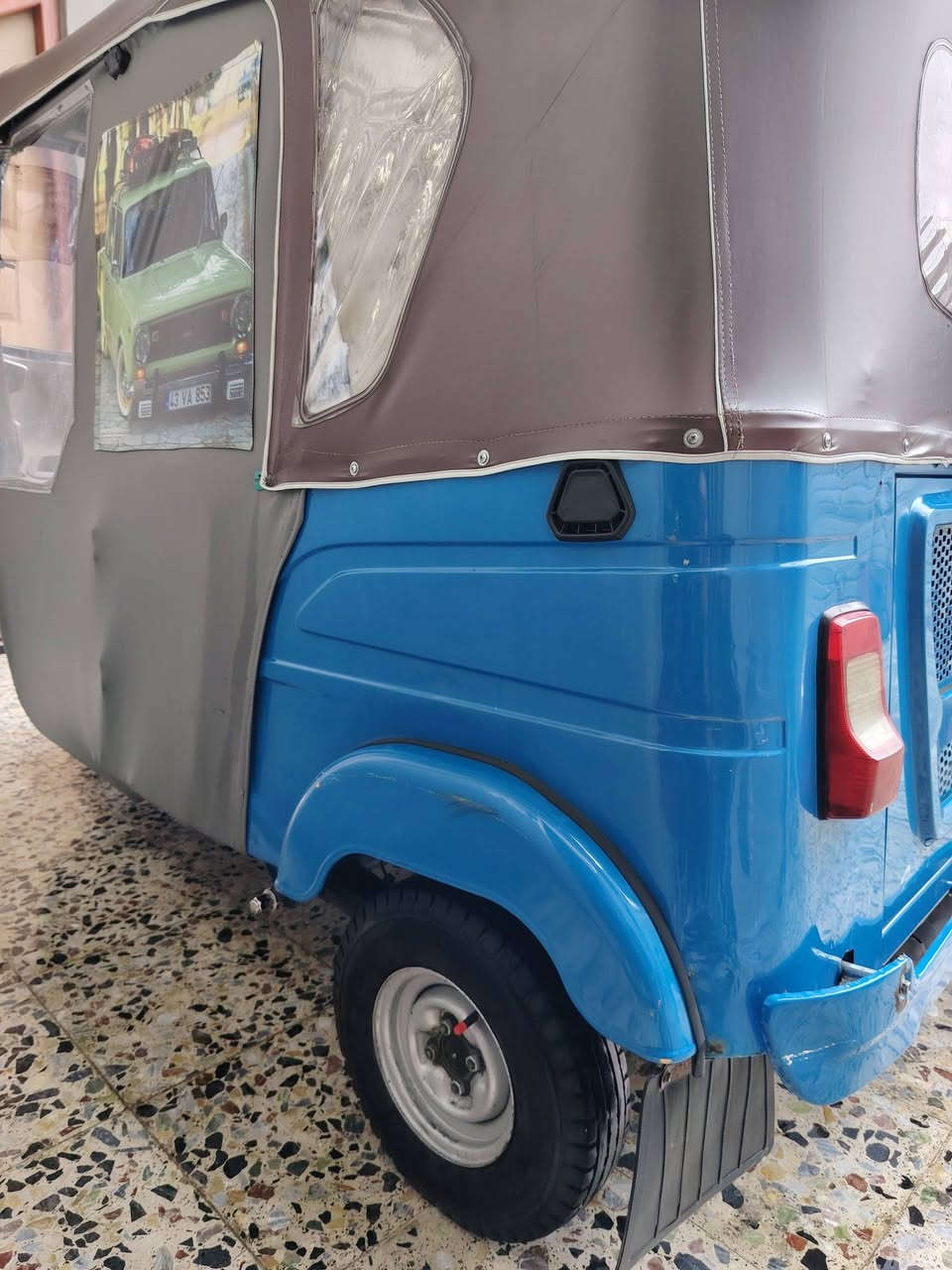 تكتك للبيع مديل 21 شهر 12رقم وسنويه بسمي سعر 7800 بيه مجال نتصال ***********
