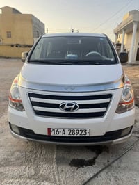 ستاركس • ٢٠١٧ • مكينة نص مجول