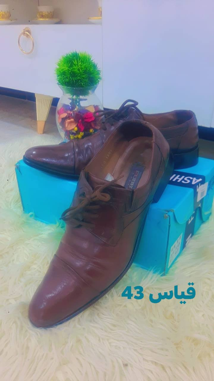 احذيه باله جلد اصلي نسبه نظافه ١٠٠% كل موديل يختلف عن ثاني

سعر قطعه ١٠    

للاستفسار خاص او اتصال على رقم(***********)
