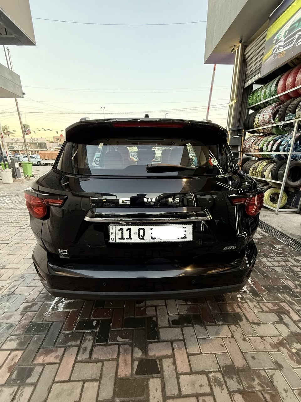 هافال H7 للبيع موديل 2026 رقم مميز سيارة زيرو ماشية 4,300
المواصفات
سيارة SUV دفع رباعي 4WD
محرك بنزين 2.0 تيربو 4 سلندر 
228 حصان 380 نيوتن 
ناقل حركة اوتوماتيك 9 سرعات
مع 9 انضمة قيادة
شاشة قياس 14.6 انج كار بلي اندرويد اوتو 
شاحن لاسلكي 50W
كاميرات 360 درجة
نضام ركن ذاتي 
لوحه عدادات رقمية 12.3 انج
فتحه سقف بانورامية 
حساسات امامية خلفية 
نطام تثبيت سرعة
نقطة عمياء مانع انزلاق 
مساعد صعود نزول تلال 
والباقي المعروف
ارضيات تفصال شادلها مع الصندوق 
والرقم حلو مميز 
كلشي واضح كدامكم بالصور 
السعر : 37,000,000 دينار 
عنوان بغداد بنوك ***********
تواصل ماسنجر او واتساب
