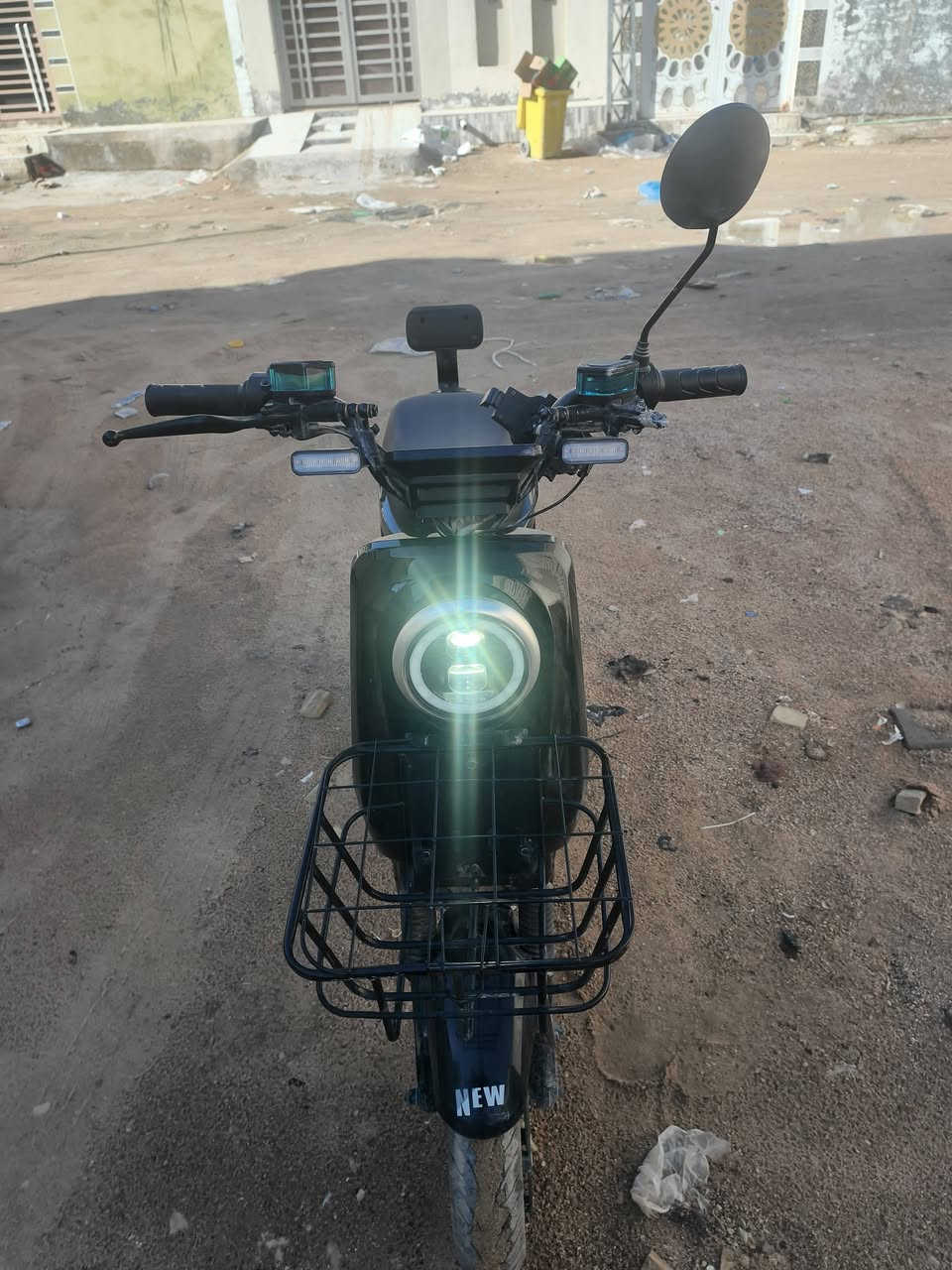دراجه شحن ريان 009 مديل 2025 أربع نمر دراجه نضيفه مستعمله بس بطاريات منفوخات تمشيك فتره السعر 250الف وبيها مجال سكني نجف حي النداه رقم لتواصل ***********

