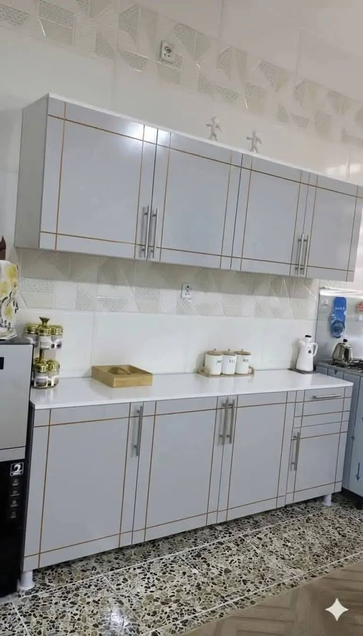 كاونتر ارضي وملحق مترين وسنك متر و20. لبيع ب270
متوفر توصيل الكل المحافظات اللحجز تواصل خاص


**إذا كنت صاحب هذا الإعلان وتريد حذفه لأي سبب، رجاءا أرسل رسالة إلى الدعم الفني**