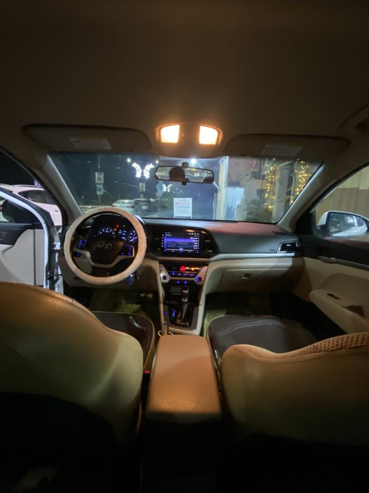 النترا للبيع مديل ١٨ 
حادثه جاملغين وبنيد مبدل 
السعر ١٢٣
***********
