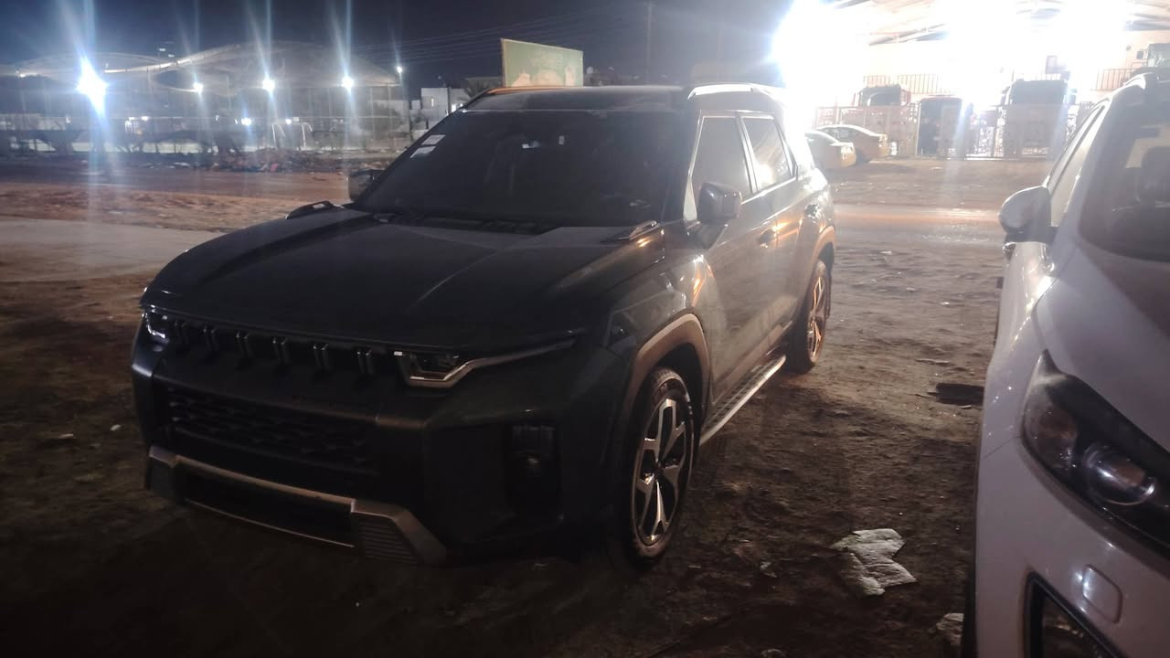 تورس سانك يونك وارد كوري2025
بانزين ( بدون رقم  ) بأسمي تحويل بأي محافظة 
حجم المحرك ١٥٠٠ توربو 
فووول مواصفات ماعدا الفتحه 
بصمه حساسات امامي وخلفي توقف ذاتي قياده ذاتيه رادار تحديد مسار ،،، رادار جانبي 
[ اذا كان السائق نائم أثناء القيادة يتم تخفيف السرعه وتركن على جهه اليمين]
شاشه كبيره تحكمات سترين جهت
شفتات تبديل نمر الكير العادي خلف الستيرن 
تبريد خلفي 
كشنات الامامي كهربائي وتدفئه وتبريد 
تدفئه في الستيرن 
الكشنات الخلفيه تدفئه 
جنطه كهرباء 
دواخل 
وبعد هواي مواصفات 
الضرر تبديل دعاميه فقط
السعر/ خاص
مكان السياره ديوانية 
للاستفسار الاتصال على الرقم
***********
