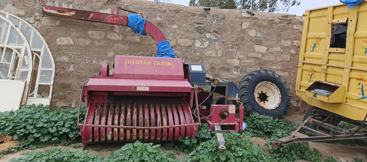 کاکوت هوڵوتاج تورکی لەگەڵ دوو عەرەبانە هەموی بەشەرت بۆ فرۆشتن نرخی 85گڵاو مەجال ***********    لل بیع کارودة هلوتاج ترکی ویاها تنین عرباین کلها بشرت سعر 85 ورق و بیها مجال حلبجة, السليمانية

