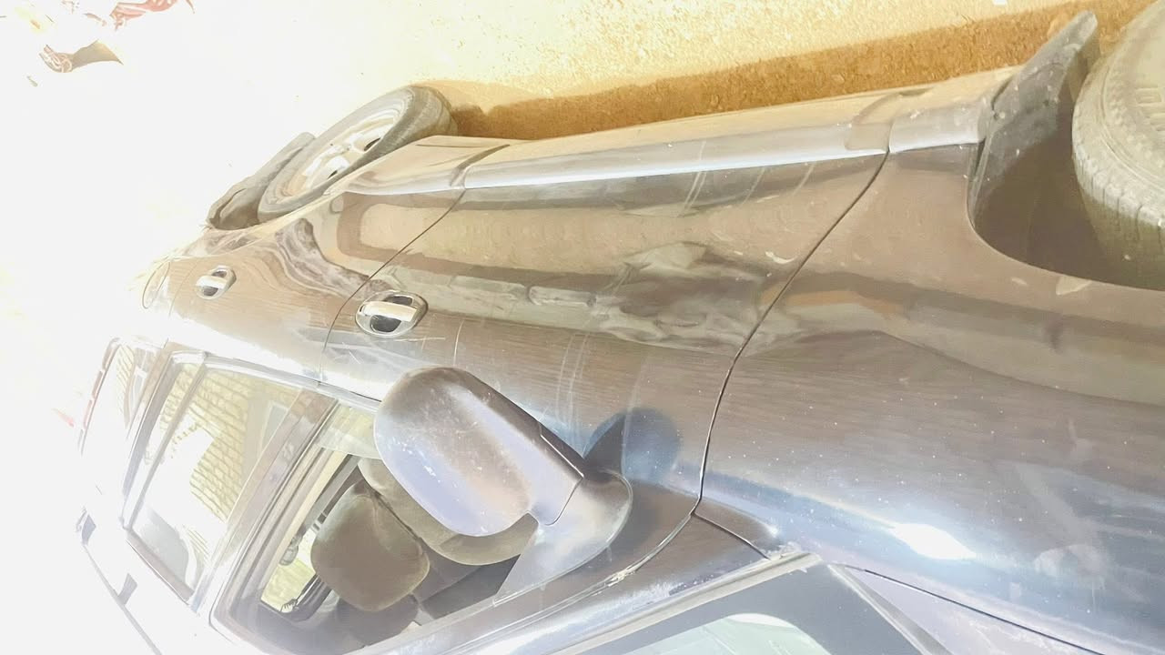 سلام عليكم
سنتافي مديديل 2004 مكينته سته ٣٣٠٠

تبريد تدفئه مكينه بيه ابطاله كيره شرط 

حداديه بوشه وقواعد دبلات 

كهربائياته شغاله رقم نجف مشروع وطني مداور ثاني يوم مكاني السماوه سعره 48 وبيه مجال 

***********
