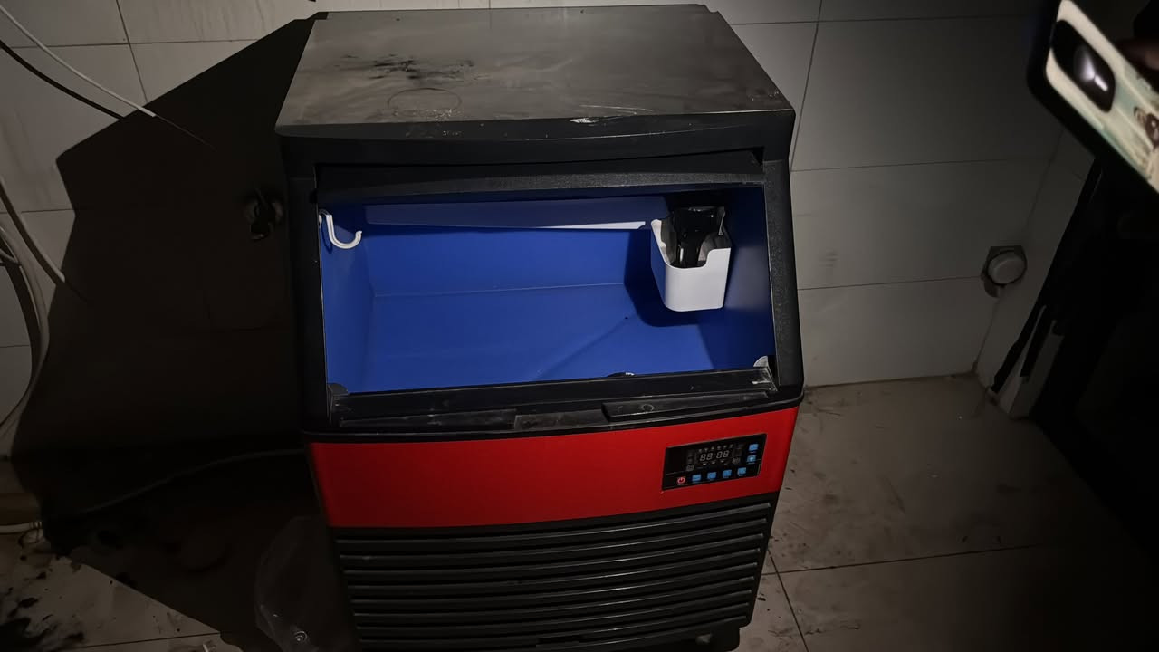 نضافه فول مستخدمات شي غليل ***********
