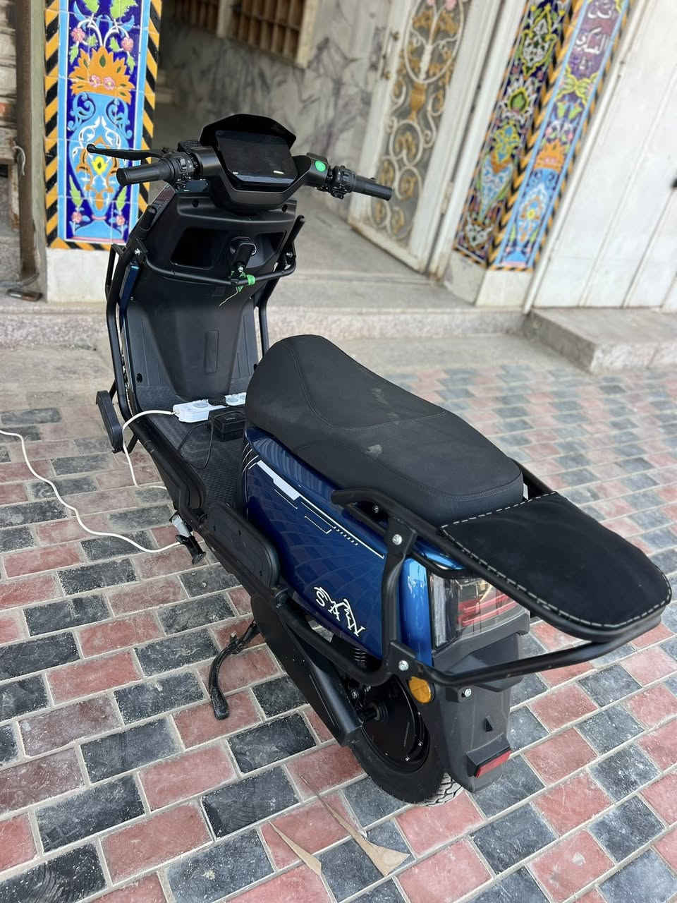 دراجه شحن جديده ماصارلها شهر
نضيفه سرعه 100   72 فولت. 6 بطاريات دبل 
مكفوله للبيع *********** سعر 800 الف
