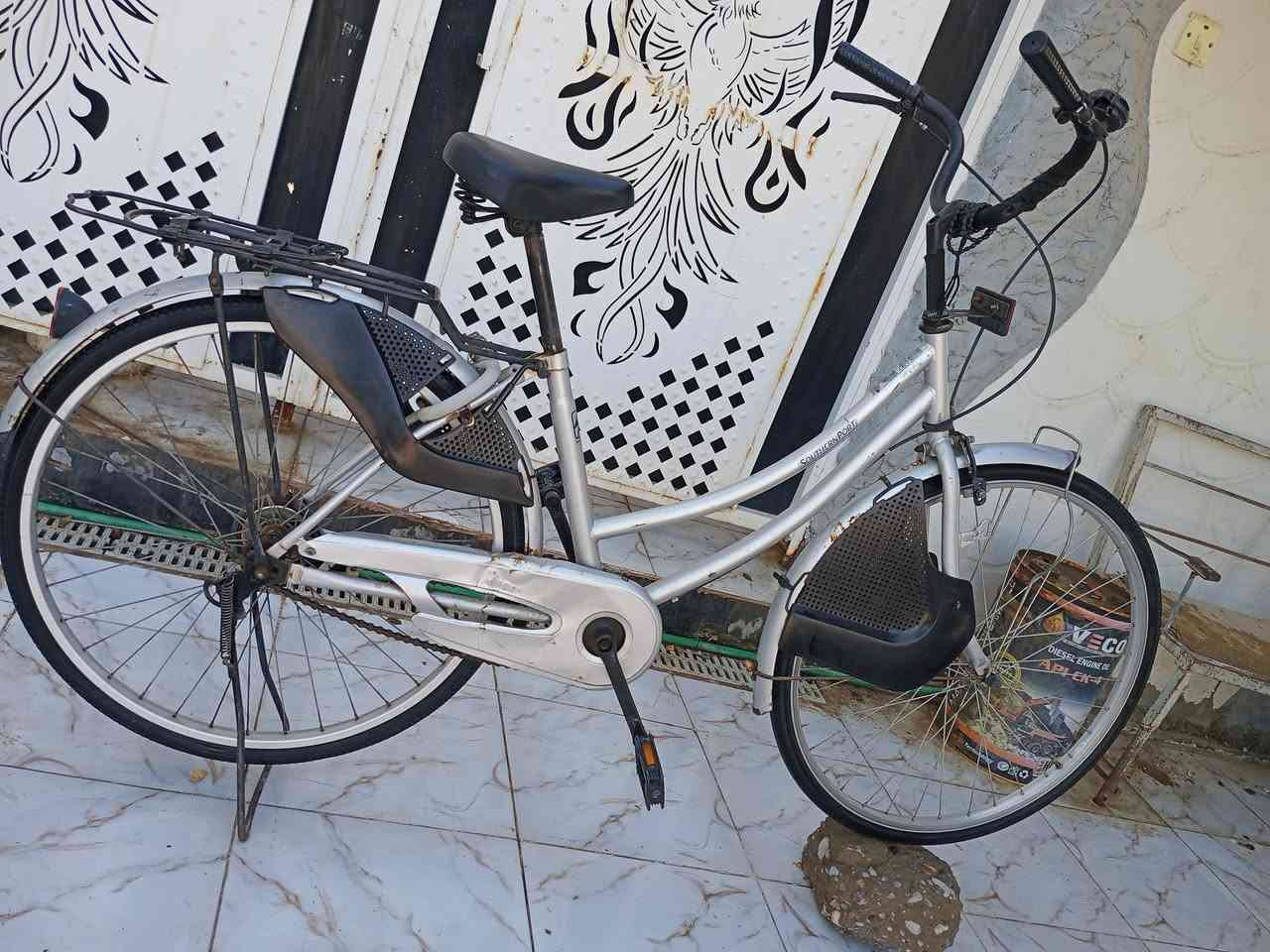 للبيع أو مراوس المكان ديالى الخالص السعر 90الف وبي مجال قليل رقم ***********
