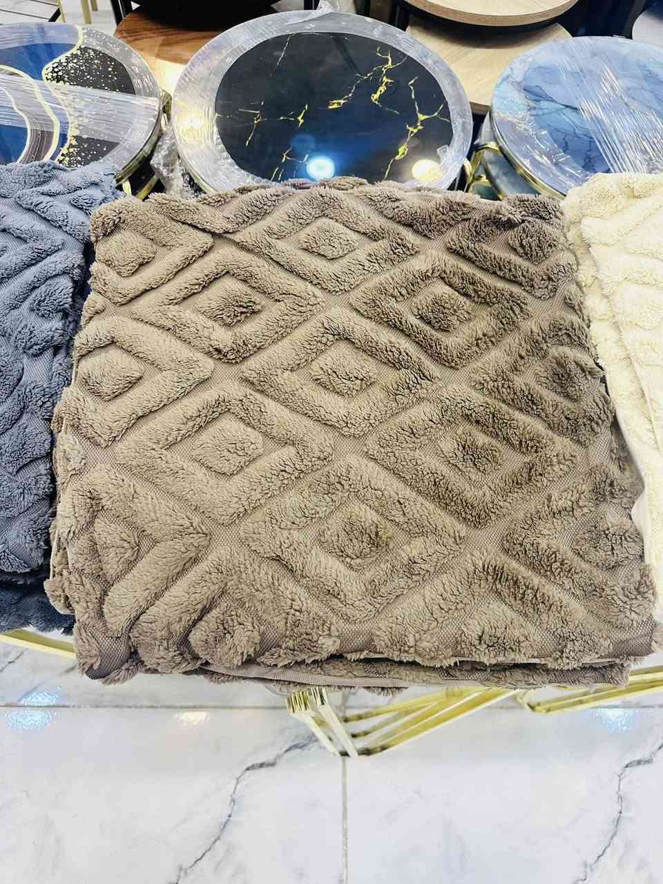 __/// وجة كوشات بوهيمي //____
__ قياس / ٤٥ في ٤٥ 
__ سعر الزوج // ٥,٠٠٠ الف ___ 
🔥🔥🔥🔥🔥🔥🔥🔥
📍📍خانقين __ شار الكورنيش 📍📍
☎️☎️***********☎️☎️ واتساب 
✔️✔️✔️✔️✔️✔️✔️✔️✔️
