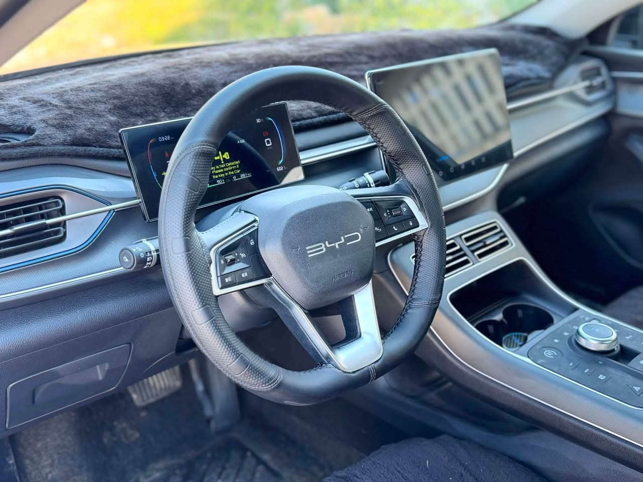﷽❤️
BYD destroyed 05 DM-i
بیوایدی دیسترۆیەر رەنگی ڕەش🖤🪬
مەرخوبەکەی بازار شتی جوان و پاک و نمونە📦
٦ هەزار رۆشتوە لە (مۆتوڵ) کامل سێرفس کراوە🪬
سەیارەکە هیج هیجی پیوە نیە شتیکی نمونەو جوان و پاکە کوشن سپۆرت سەر داشبوول و گاعی بۆ کراوە  نمونەیە لە جوانی و پاکی مالی دۆستە کامل ئەشیای شەریکەی لەگەلە⚜️📦
نرخی ١٤٠گەڵاو مەجالیکی کەمیشی تیایە
شوین سلیمانی
0770 223 5045 Singapore
