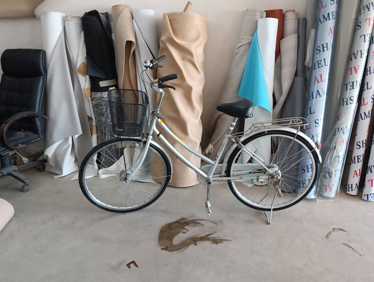 بايسكل  للبيع ياباني باله  ويل حساس شغال مابي نقص برغي نضيف السعر 100 مكاني كركوك حي البدر للاتصال ***********
