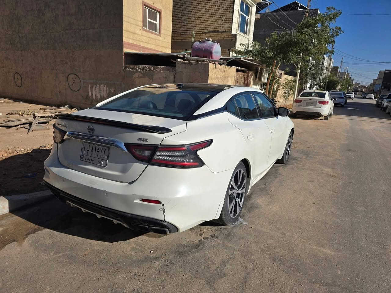 نيسان مكسيما 2020 فئة SR
4كامرات 360 °
كشنات مخمل وجلد
 تدفئه وتبريد كشنات
قطعتين تبريد 
بنوراما 
حساسات امامي خلفي 
مري قلابه على وضع البك
اضائه ترحيب عند فتح الابواب
تشغيل عن بعد
تدفئه استيرن
وبعد هواي بيها مواصفات ومواصفات SR معروفه
حادث السياره موضح بالصور مبدل فخذه وجاملغ وباب اصلي  مو تجاري بالامارات والسياره يرادلها امامه بسيطه وبرمجه حساسات كل الحساسات والرادارات وكاله اصلي ماشيه 62  الف
مكان السياره كربلاء السعر 130 وبيها مجال بسيط
للاستفسار ***********
