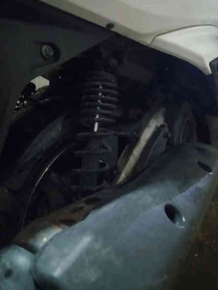 سكنس كوري دراجة شغالة من كلشي كهربائيات شغاله فقط الصبح تأخر يلا تشتغل او اجطهه
الدراجة للبيع ابيعلك كوم حديد ب400وبيهه مجال

الدراجه شغاله مو طافية 
***********
مكاني بغداد الامين الثانيه شارع النواب
