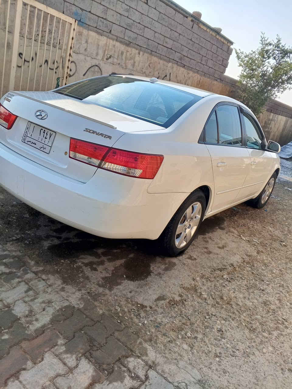 سلام عليكم سوناتا وارد امريكي ضرر جاملق وبنيد بدون دواخل مديل 2008 مكينه كير خير من الله تخم تاير صدر خلفي امامي جديد سيارة حلوه وماتعبانه عله يد وحده تبريد ثلج  تدفئة سيارة حلوه وبل عافيه عل ياخذها اكو بكانات صبغ ابيعك حزام اثر تكشير مكينه 2400 رقم ديالى تحويل ثاني يوم اسعر 97 وبيها مجال حك الجيه مكاني ديالى بلدروز رقم الهاتف ‏‪***********‬‏
