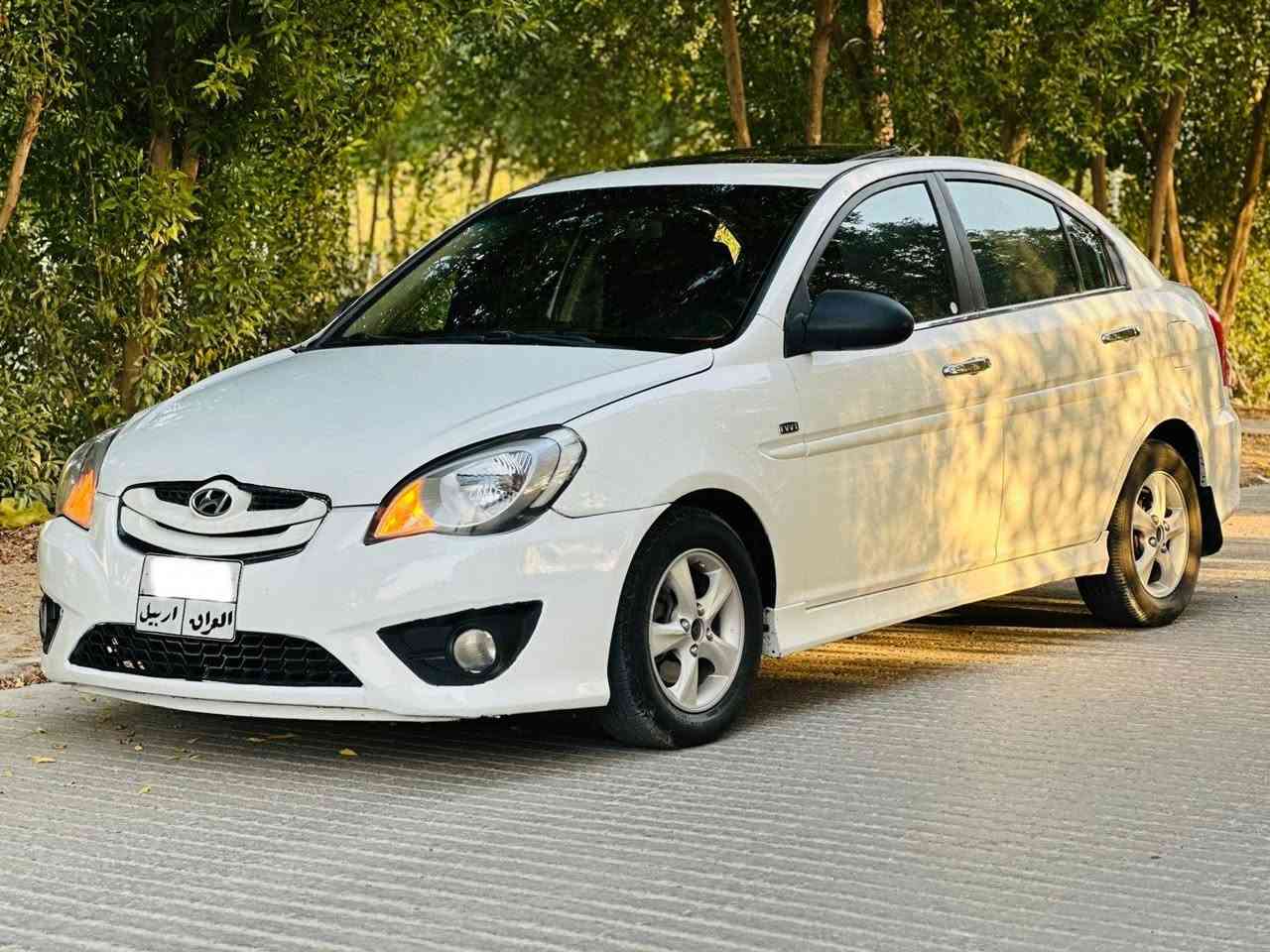 السلام عليكم 
اكسنت موديل 2010 فول رقم اربيل القديم سياره جاهزه من كلشي مكينه جديده كير جديد منضومة تبريد جديده باتري جديد تخم تاير جديد السياره بيها قطع صبغ ابيع احزام بدون دواخل 
السعر 85$ ورقة وبيها مجال 
مكان السياره النجف الاشرف 
رقمي *********** النجف, العراق
