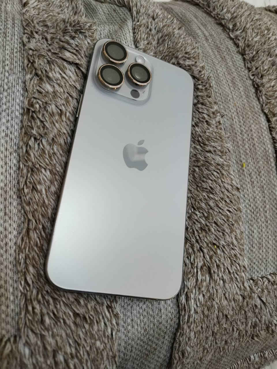 السلام عليكم تلفون 15 بروه ماكس لبيع
الجهاز نضفته 100/99
بطاريته 88
عدد الشحنات527
رقم الطرازMU2Q3ZA/A
الذاكره256
الجهاز شريحتين
متواجد خاص
هاذه رقمي 
***********
