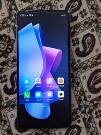 تكنو بوب • ٦٤ جيجا • مبدل بشاشة