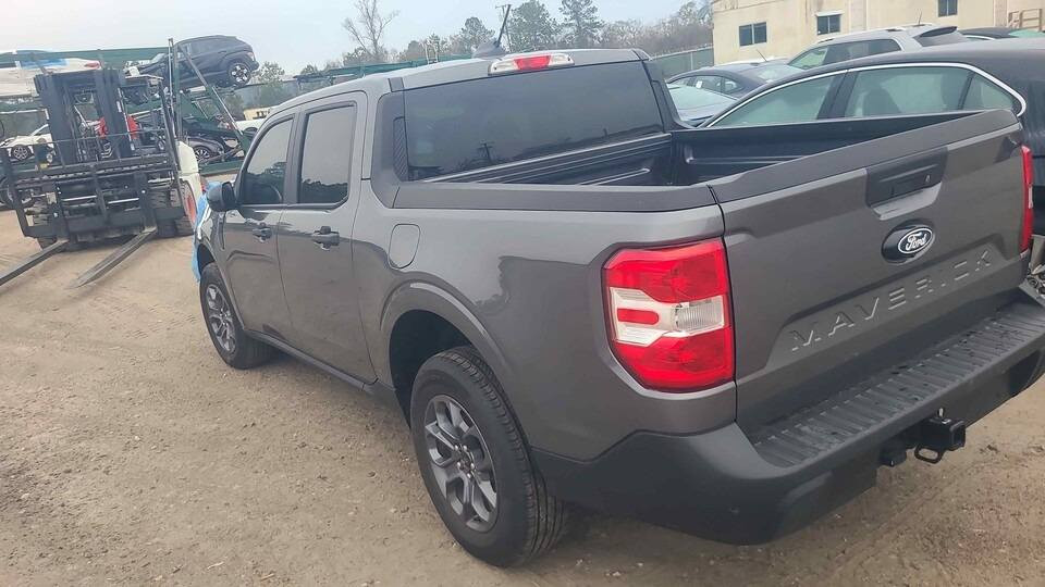 .. سلام عليكم فورد مافرك فول فتحه موديل٢٠٢٥......حادث موضح بل صور  السعر١٤٣$واصل عمان توصل بعد ٢٨يوم ***********
