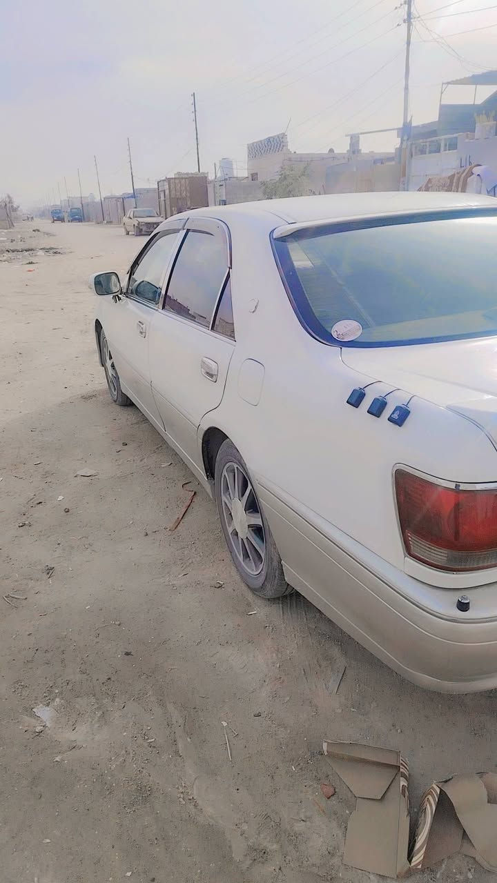 سلام عليكم ملكه البيع كفاله من كلشي اله كصه قماره فقط فقط 4دكم كرستال اصل محرك ديفور  تحويرت نجف رقم نكليزي بصره مشروع وطني  وين ماتريد احولك سنويه  مكان النجف  السعر 125 وبيهه مجال رقم لستفسار ***********
