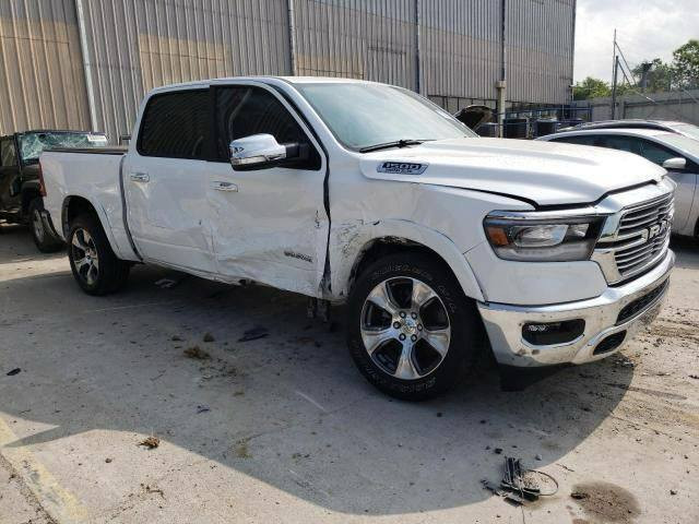 ‏2022 RAM 1500, LARAMIE مستعجل عالبيع بسعر معقول 
محرك ٨ سلندر ٥٧٠٠ 
دفع رباعي
باب طويل بدي قصير (المرغوب) 
السيارة جدا نظيفة ما ناقصها شي 
حدادية و تبريد و مكينة و گير كلة ١٠/١٠ 
صيانة دورية للسيارة دهن مكينة اصلي فلاتر كلها موبار وكالة
 البانزين محسن او سوبر 
البدي مغلف بكفر سعرة ٣٠٠$ 
تايرات السيارة جدد
مواصفات السيارة  
تدفئة و تبريد كشنات / تدفئة ستيرن / سستم سماعات Alpine / حساسات امامي خلفي / مرايا تعتيم + هيتر/ المقاعد جلد و كنتارا / شحن لاسلكي / كراسي كهرباء و بعد هواي مواصفات

السعر علق بكلمه تم وسيصلك مباشره بالرد الالي

رقم السيارة اربيل بأسمي 
مكان السيارة السماوة رقم هاتف صاحب السياره متوفر واتساب  غير متواجد على الفيسبوك 
***********
