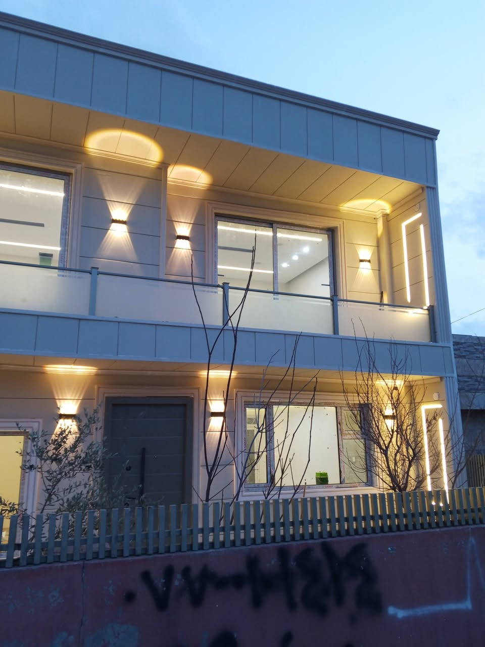 لصيانه المنازل واعاده ترميم ومعالجه التسربات وبناءللتواصل***********
***********
***********
