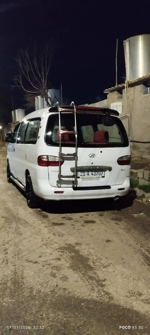 فان ٢٠٠١كير محرك وشاسي بيها ٣ قطع صبغ وباقي كلو بشرط رقم *********** واتس اكر, نينوى
