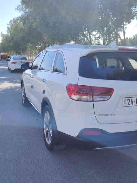 السلام عليكم
كيا سورنتو موديل ٢٠١٦ خليجية السيارة كفالة عامة رقم شمالي   ماشية 140 فقط جديدة معنى الكلمة استخدام شخصي استلام شركة ولحد الان عندي 
* مواصفاتها :. 
محرك 4 سلندر دوش 2400 المرغوب (بدون دونز) 
حساسات أمامية وخلفية 
كامرة خلفية دوار 
زراك لايت 
لايت زنون بلادي 
اللايت الامامي والخلفي لد 
لد نهاري
كشافات ضباب 
مري شفط 
اشاير بالمري
يدات نيكل 
إنارة باليدات 
نظام الترحيب عند الاقتراب 
نظام ترحيب دخول 
منافذ شحن و يو اس بي 
كراسي جلد 
الكراسي الامامية كهرباء 
بصمات دخول وتشغيل 
شاشة لمس 
تحكمات استيرن كاملة
ثلاث وضعيات قيادة 
نزول منحدرات 
مانع الانزلاق 
سبعة راكب 
تبريد بيانو 3 قطع 
مناخين تبريد منفصل الراكب والسائق 
بردأت خلفية بلادي 
ويل كروم عدد ٥ 
تخم اطارات جديدة 
السيارة مدوشمة أرضية وكراسي فوق الجلد الاصلي 
وبعد بيها مواصفات أكثر السيارة جديدة جدآ وعلى ايد وحدة واستخدام قليل اسبيرها والجك والكتلوكات على وضع الشركة السعر 220 بيه مجال بسيط بيع فقط ***********
