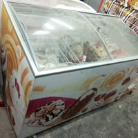 متاح عارضة بطح كما موضح بالصور ......الإتصال بالرقم 07519093286 078699...