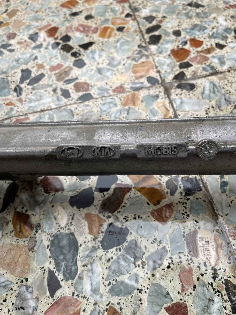 سلام عليكم مشط ستيرن مع صليب فورتي جديد مال كصه بلادي   موديل 17 قيم وخذ
مكاني بغداد ***********
