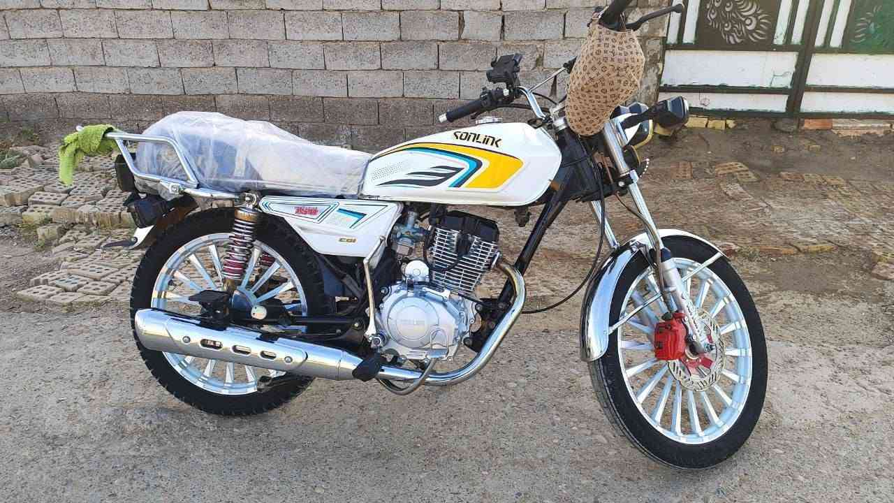 سلام عليكم دراجه لبيع
مديل 24سعر 650وبيه مجال


**إذا كنت صاحب هذا الإعلان وتريد حذفه لأي سبب، رجاءا أرسل رسالة إلى الدعم الفني**
