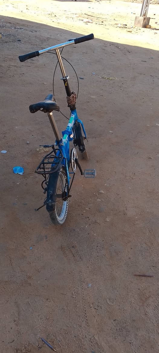 بايسكلات للبيع محافظة النجف الاشرف حي النداء شارع قنبر السعر الواحد الازرق 30والرصاصي ب 40 رقم الهاتف ***********
