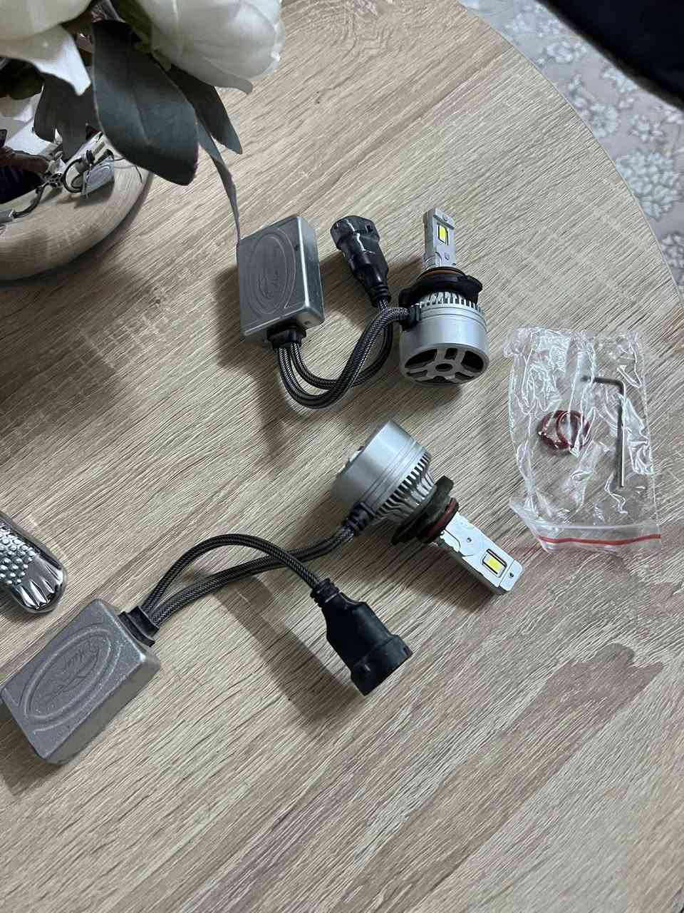 ئەم لیدەمان هەیە جۆری H11 ە
ماشااللە لە قوەتی زۆر زۆر بە قوەتە
دەتوانرێت بۆ H8 و H9 بەکاربێت
دەبڵ بەڕادە و فێنک کەرەوەی هەیە
زۆر کەم ئیشی کردوە
بەشەرت ئەیفرۆشین
کێ موشتەرییە نامە بنێرێت
یان تەلەفۆن بکات ***********
