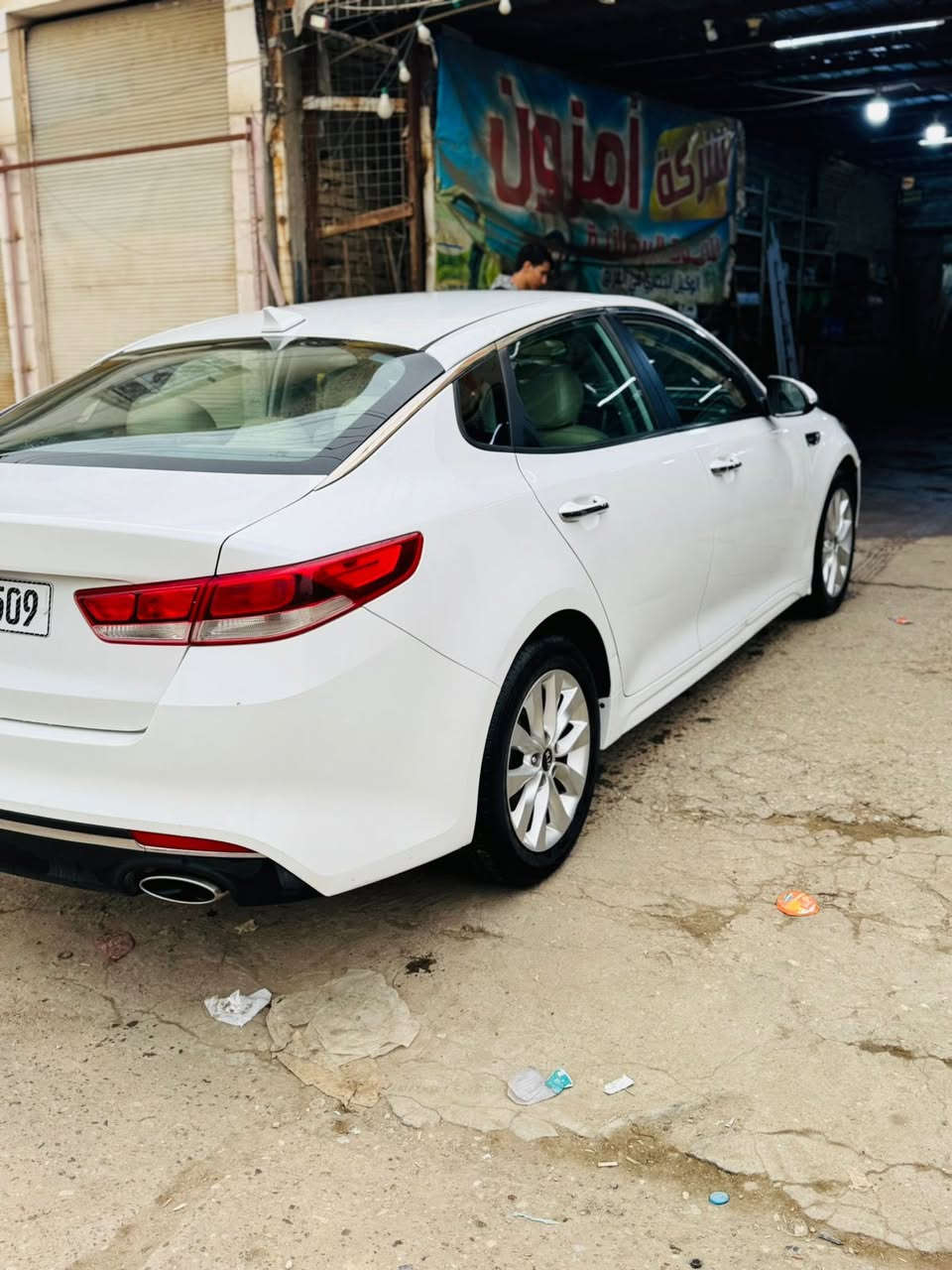 كيا اوبتميا 2016 وارد أمريكي حره بسمي تبديل بنيد فقط بدون دواخل ماشيه 115  محرك 2400 كير ومحرك كفاله السعر 135 وبيها مجال قليل *********** مكاني ناصريه
