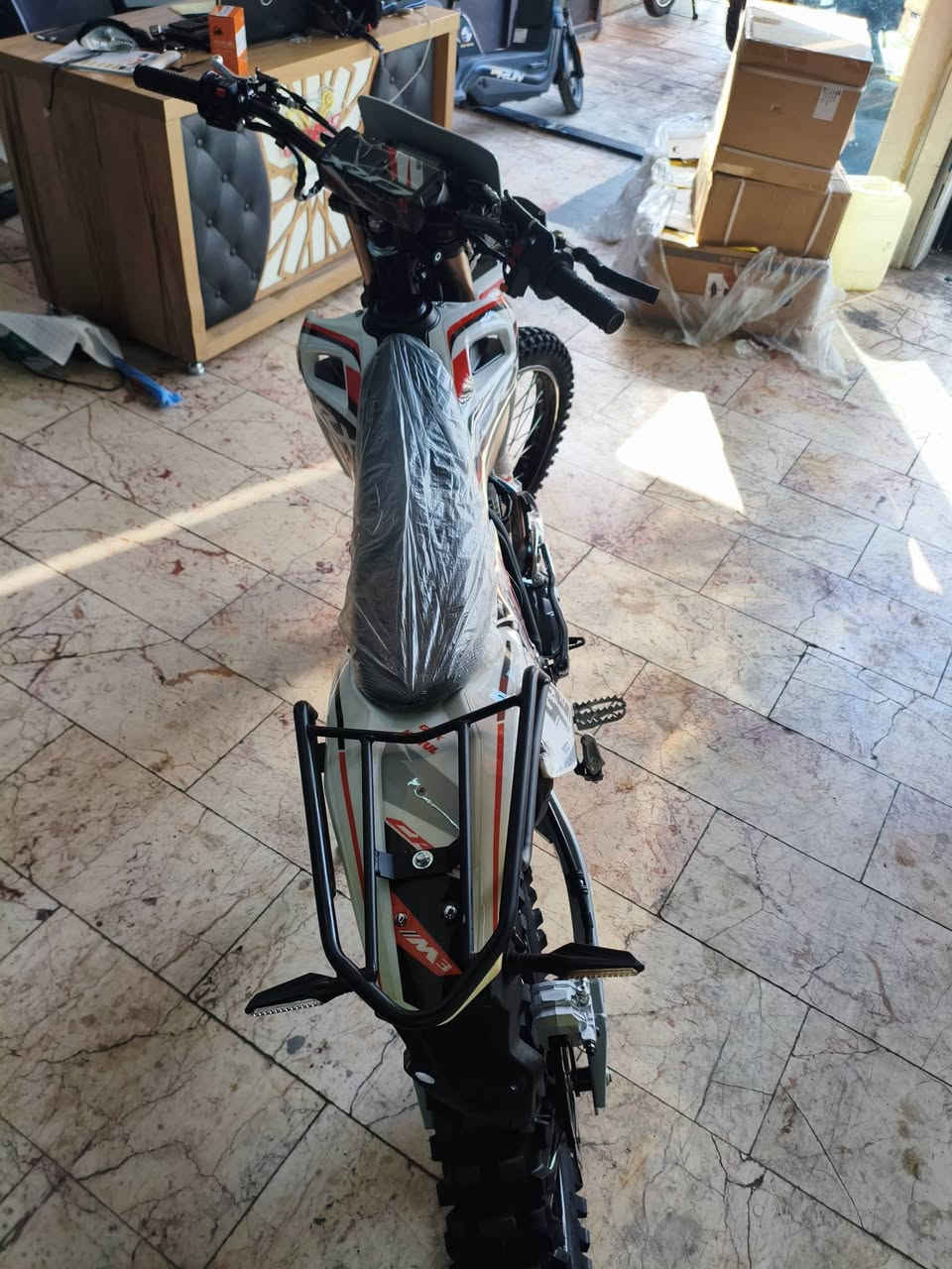 قفاز قفاز crx 300cc مستعمل اخو الجديد مكاني بغداد الضلال 
السعر ١٧٠٠ 
***********
