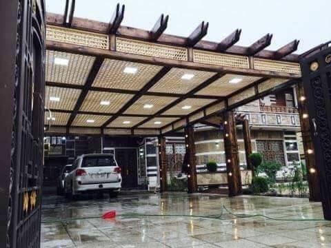 مستعدون لعمل المظلات وغرف الاستراحه والمنازل الخشبيه للاستفسار ***********
