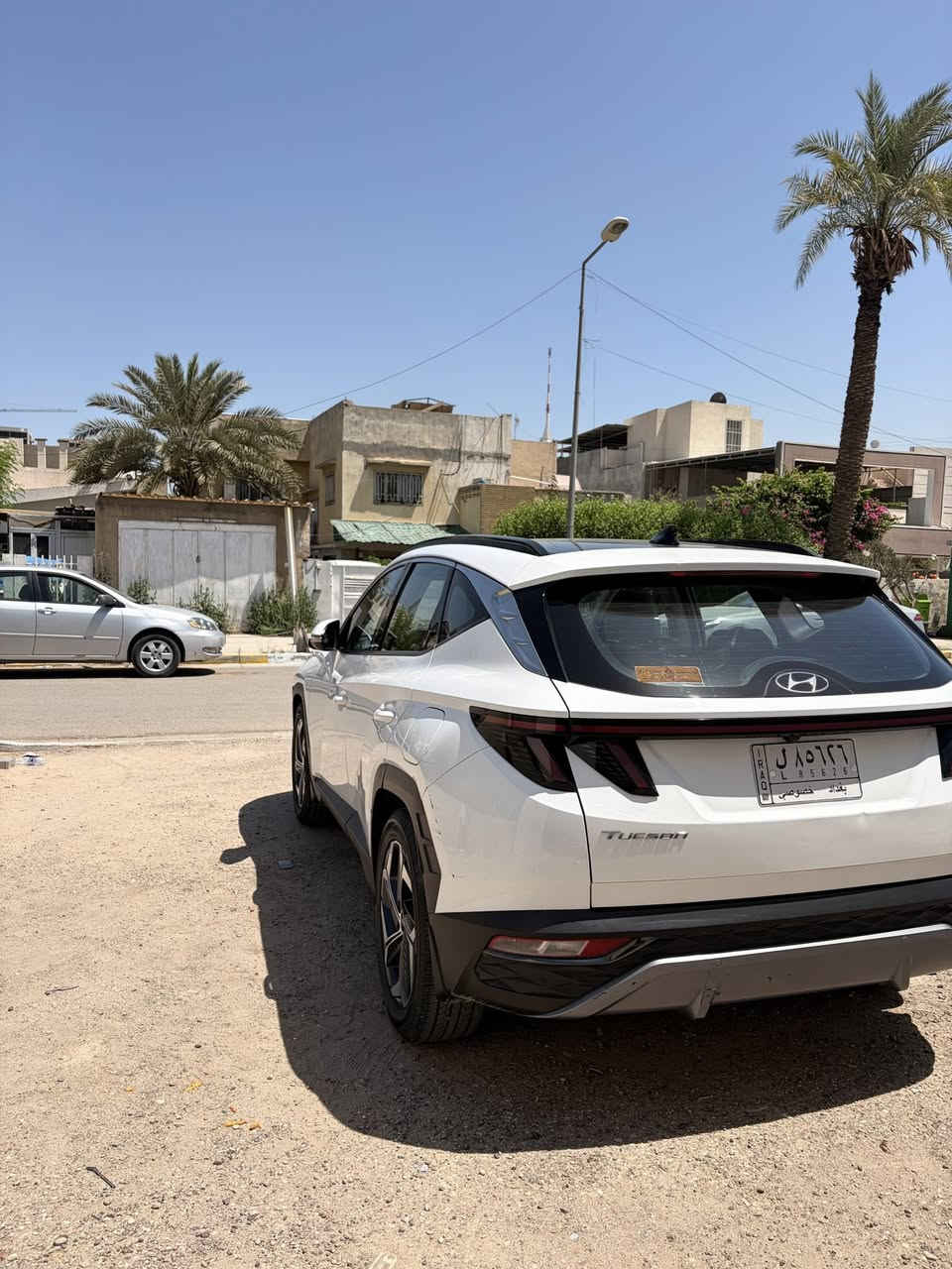 توسان موديل 2022 خليجي
فول 1/1
 كشنات كهرباء 
شحن وايرلس 
تشغيل عن بعد 
جلد 
بانوراما 
محرك 2000 
ماشيه 48 
بيهه بارد قليل 
مكاني بغداد اليرموك 4شوارع
السعر 19 و بيهه مجال بسيط
رقمي 
***********
