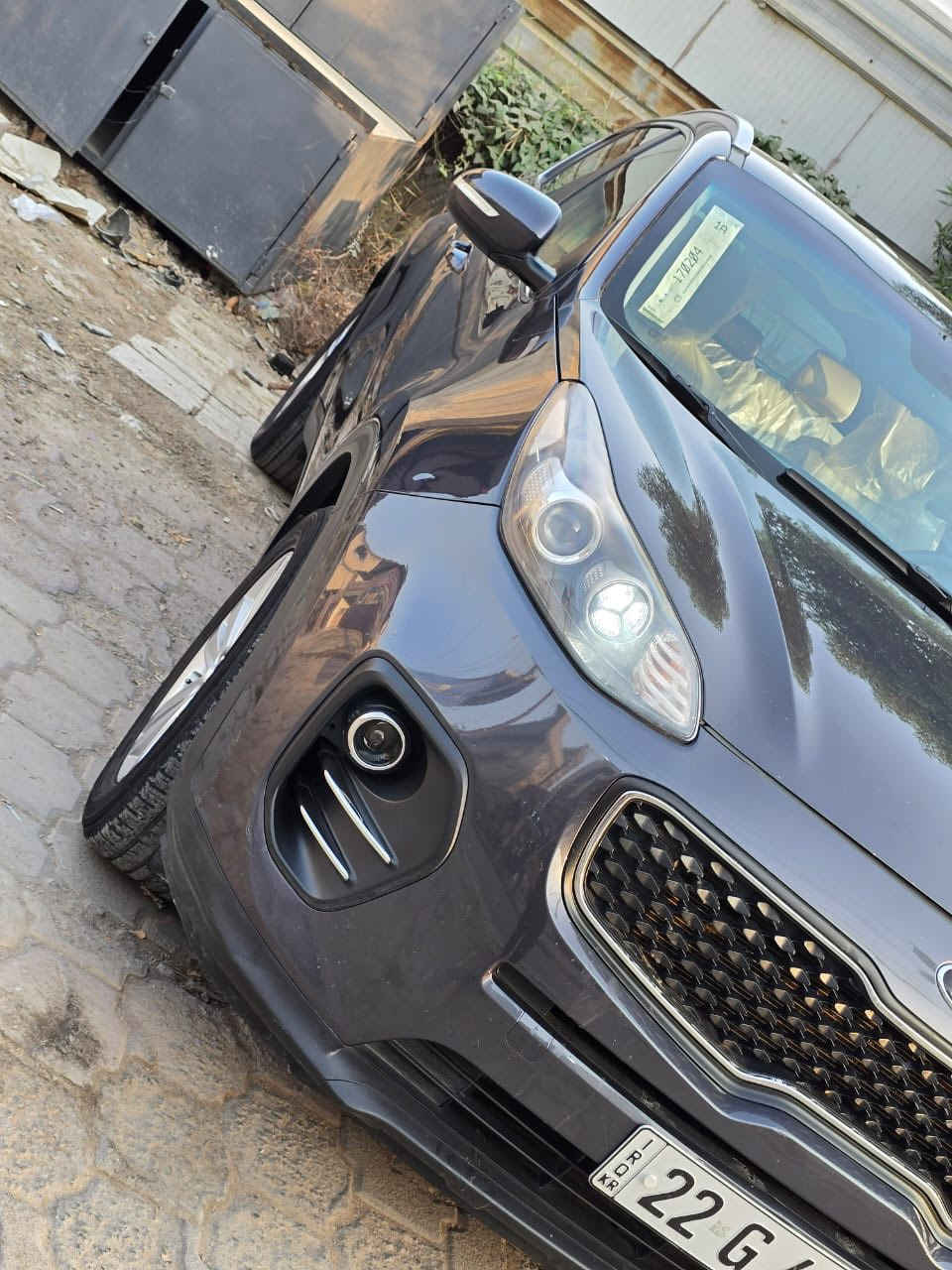 سلام عليكم سبورتج موديل 2017 سيارة خير من يم اللة 
شوفت عينك سيارة حلوة ومرتبة العنوان العبيدي شهداء  مكينة 2000  رقم ***********سيارة حيل حلوة وبلعافية على لي يشتريهة سعر 160 بيهة مجال بسيط
