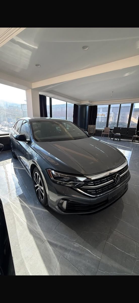 فولكسفاجن-جيتا موديل ٢٠٢٤ بدون دواخل بدون ايرباك فقط بوند صبغ ماشيه ١٢ الف فقط السيارة كلش نظيفة سعر مناسب للاستفسار ***********
