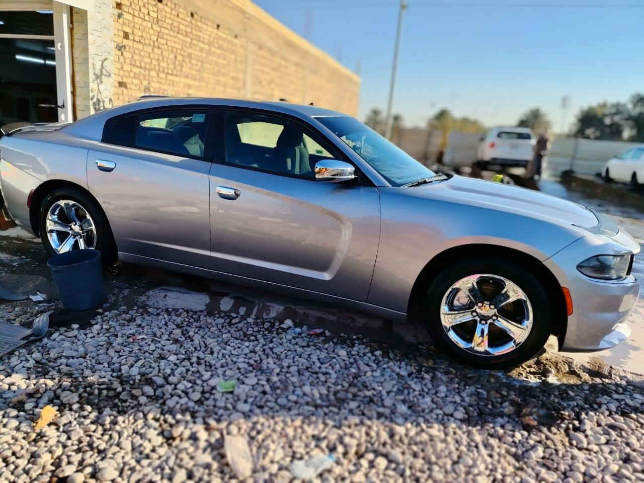 اخوان تعجبك السياره اخليك بعيوني وع راسي ماتعجبك الله يرزقك بالاحسن منه ان شاء الله
جارجر موديل ١٥ رقم ذي قار مشروع وطني باسمي سياره جاهزه الحادث السونار مرفق وي صور السياره مكينه كير حداديه زوج تاير امامي جديد تبريد تدفئه كشنات حضن بيه راس شاصي  كدام  التاير من يم البرانكيت مال دعاميه وعندي صورته مصوره الي يريده يراسلني خاص ادزله صوره
اخوان تفاصيل سياره كله موجوده بالمنشور
*********** مكاني ديوانيه قضاء عفك
