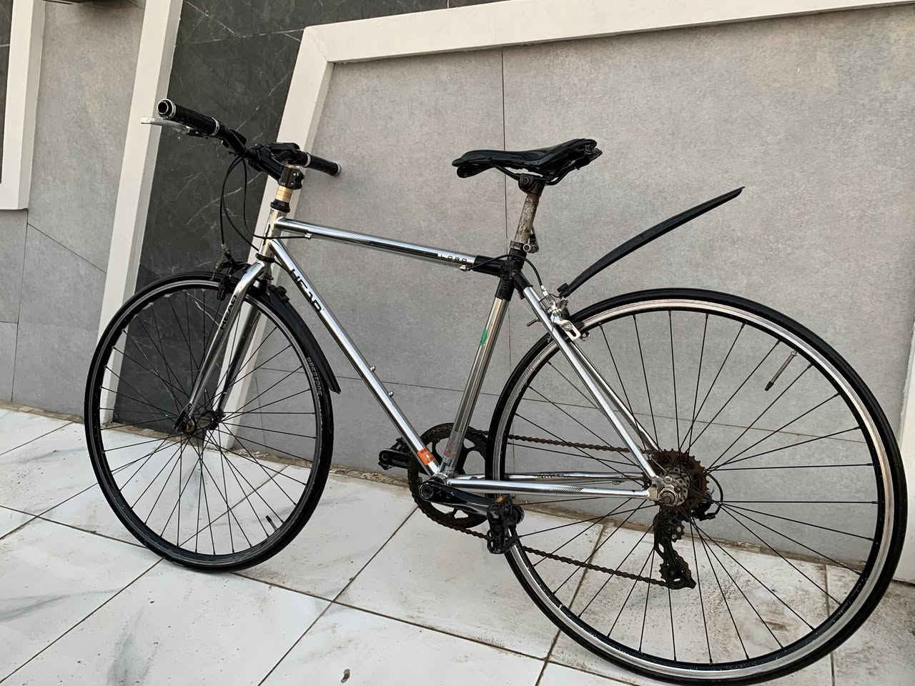 بايسكل c700مرتب مكفول مابي اي عطل 7كير نمره حديثه سعر 120وبي مجال للطيبين🤍


**إذا كنت صاحب هذا الإعلان وتريد حذفه لأي سبب، رجاءا أرسل رسالة إلى الدعم الفني**