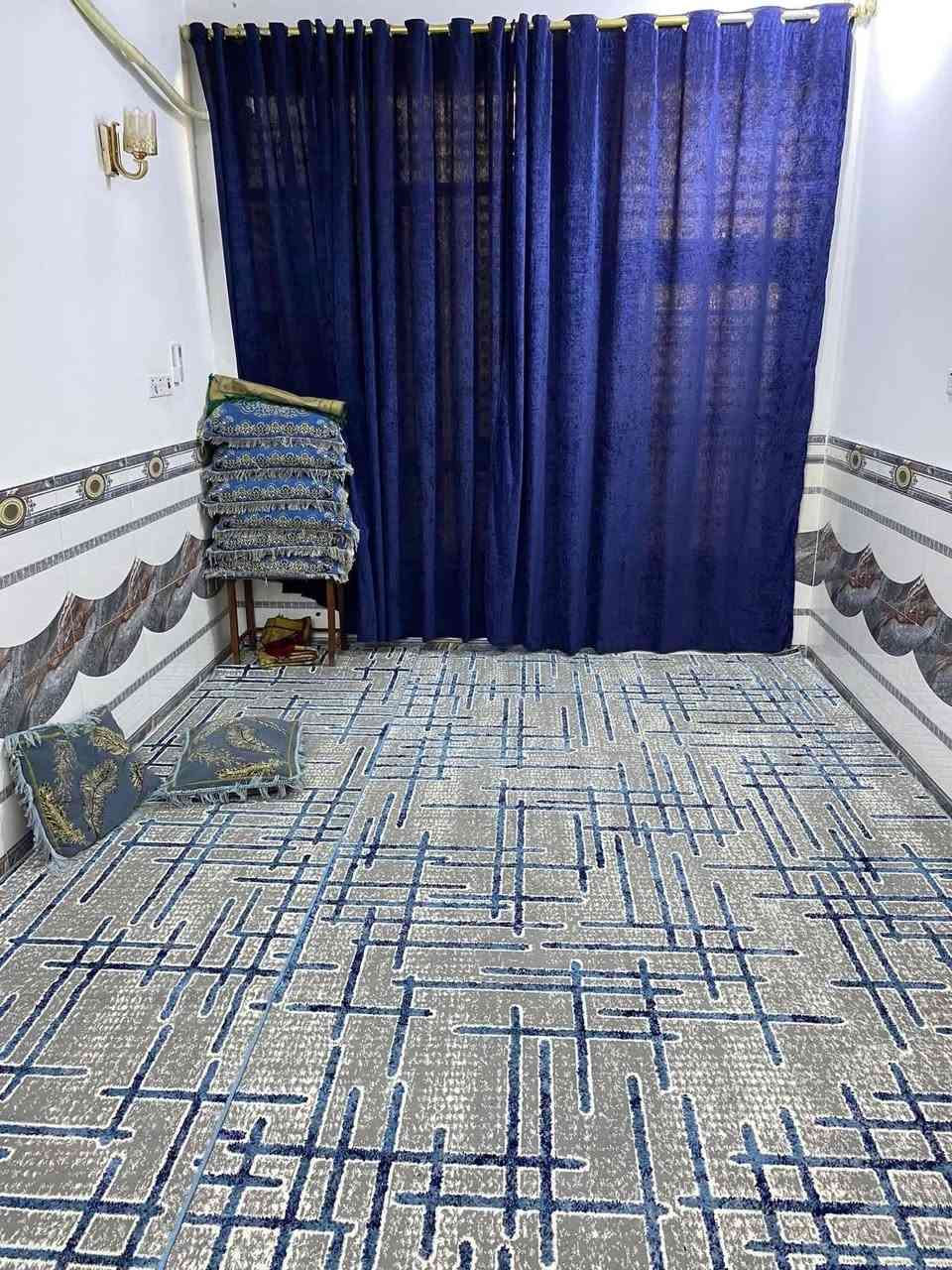 سلام عليكم الدار للبيع طابقين مساحه 100م طابو صرف بسمي في منطقه حي الجمعيات نهايه شارع 20 خلف أسواق حيدوري بناء حديث البناء غرفه ستقبل مطبخ صاله صحيات غرفه نوم منور  صحيات خارجيه. البناء الفوك غرفتين نوم وصحيات ***********  استفسار أكثر واساب او اتصال
