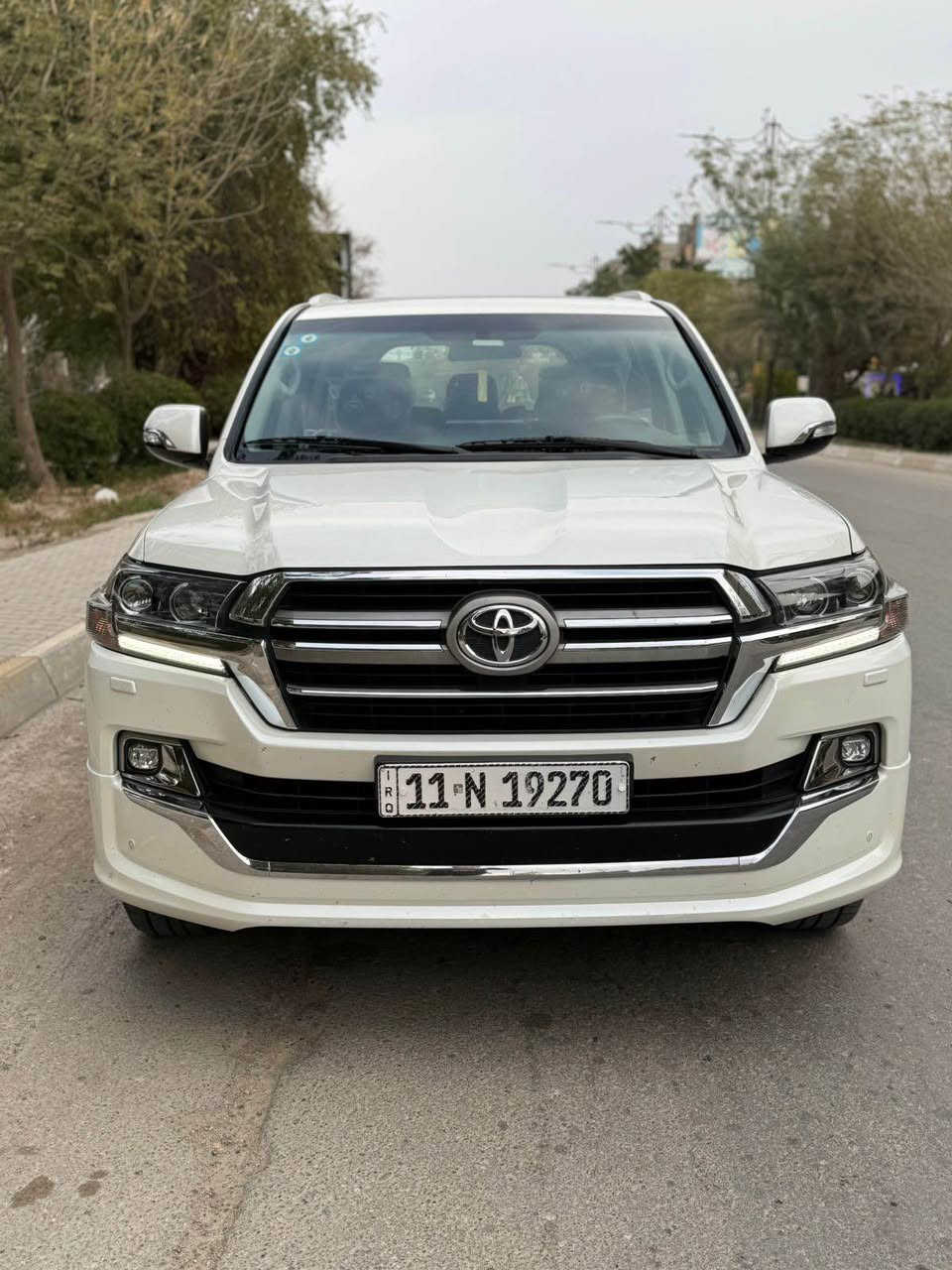 سلام عليكم اخوان شكرا المتابعينه الكرام. كل ألحب ولاحترام للجميع

للبيع. لاندكروز. موديل.19كراند تورنك  سياره 8سلندر

السياره مكفوله من لاضرار والصبغ والتبديل. بيها بارد خشم البنيد وركن دعاميه خلفيه صبغ  

كشن جلد دزاين اصلي.   

كشنين كهرباء اصل 

كشن السائق 3 دكم 

مري شفط 

ماشيه 137الف حقيقي 

جنطه كهرباء 

دشبول لكزز

8 ايرباك  

5 بصمات 

تشغيل بعد 

شاحن واير ليس وباقي الموصفات المعروفه 

العنوان بغداد الراشديه. 

هاتف ***********

   سعرها 540 وبيها مجال بغداد, العراق
