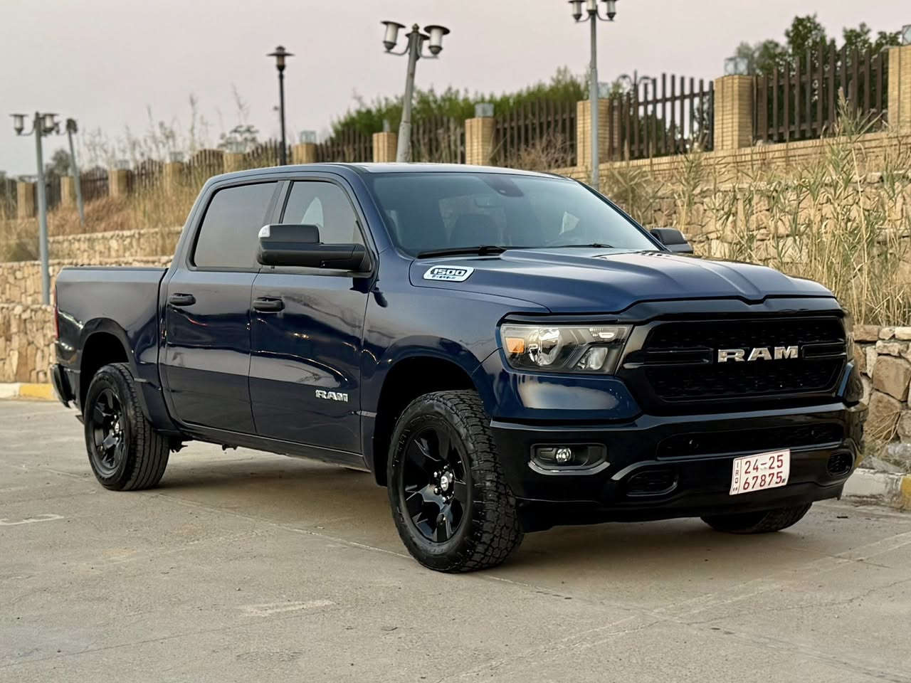 رام 2023
مواصفات big horn
محرك 3.6   V6 ايتورك
السعر// 215 
تشغيل عن بعد
كشنات هيتر كهرباء
حساس خلفي و امامي
باب طويل بدي قصير المرغوب
دبل اكسل 4X4
  بدون دواخل 
ارباكات سليم
بنيد صبغ + صفحة سكن صبغ
 بدون رقم تترقم شمالي 

***********

مكان السيارة كركوك
