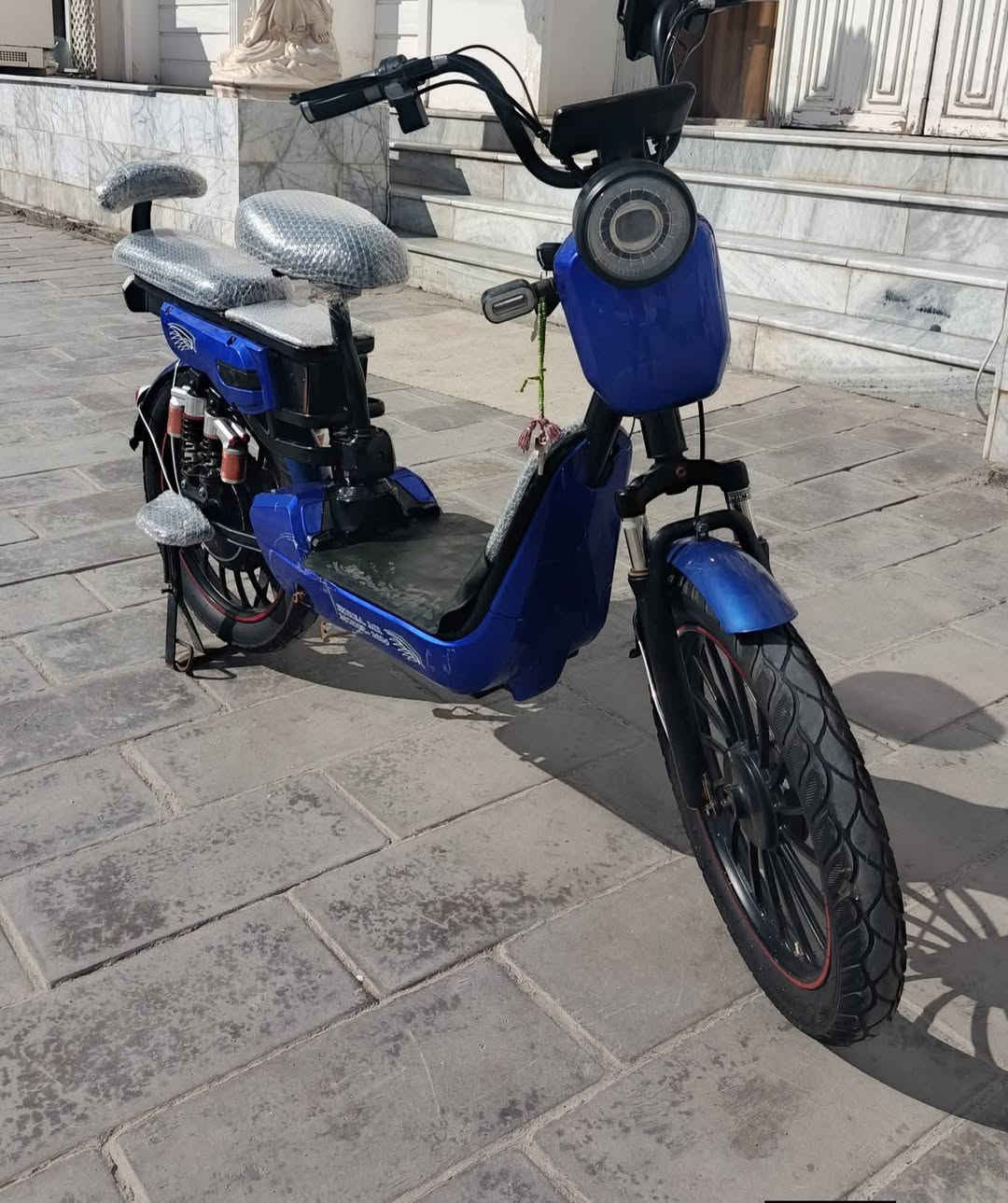 دراجه نضيفه مثل ما مبين بصوره بطاريات جديده عدد 5لثيوم مكان البصره الجزائر  سعر 275 وبيه مجال


**إذا كنت صاحب هذا الإعلان وتريد حذفه لأي سبب، رجاءا أرسل رسالة إلى الدعم الفني**